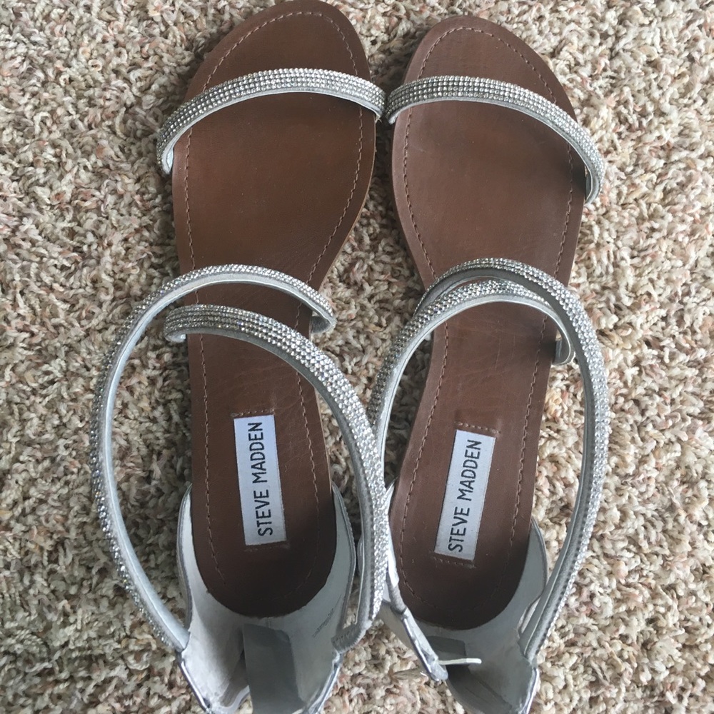 Steve Madden Sandals - Picture 2 of 2