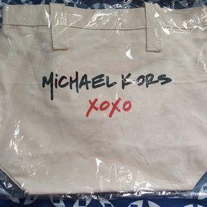 New Michael Kors XOXO white tote bag