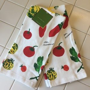 SALE✨NWT Kate Spade Tomatoes Kitchen Towels