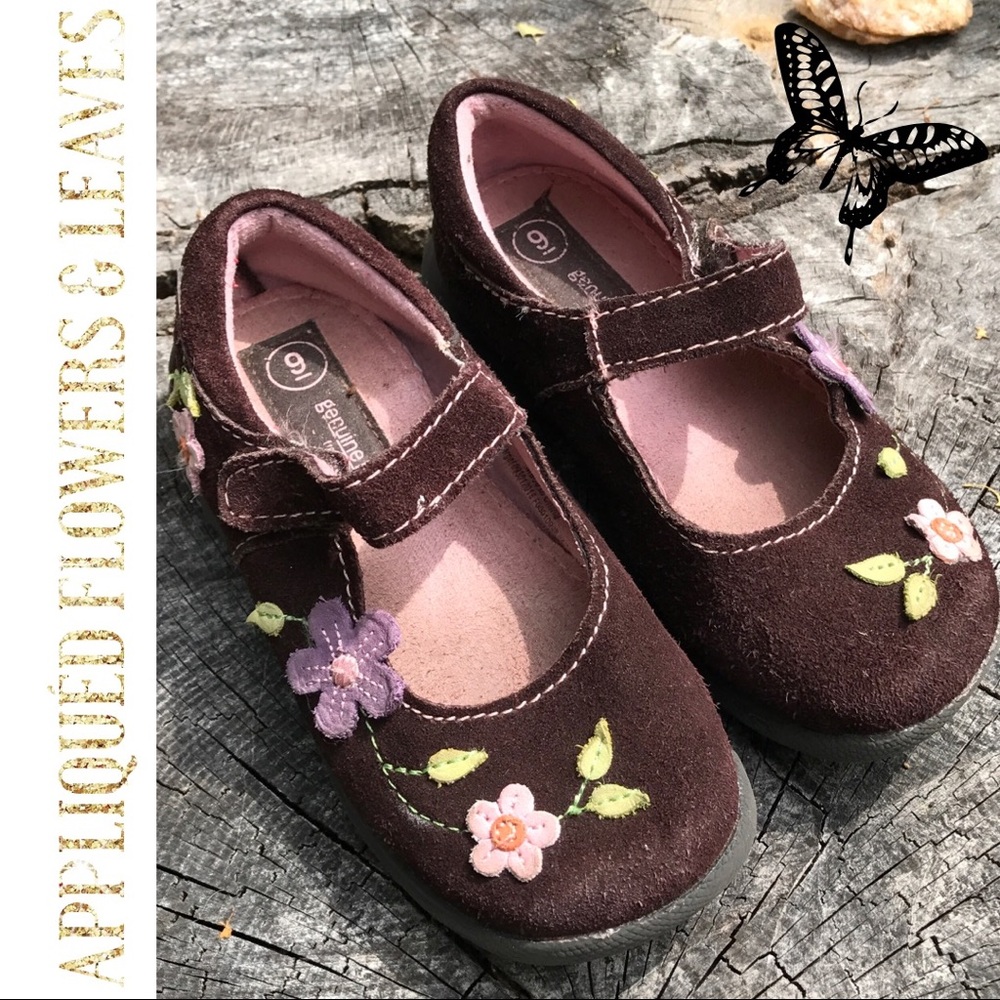 Brown Appliqued Oshkosh Girls Shoes 9 ADORABLE!