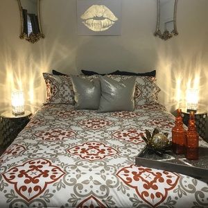 Orange and Beige bed comforter