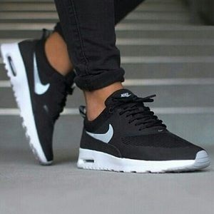 Nike Air Max Theas