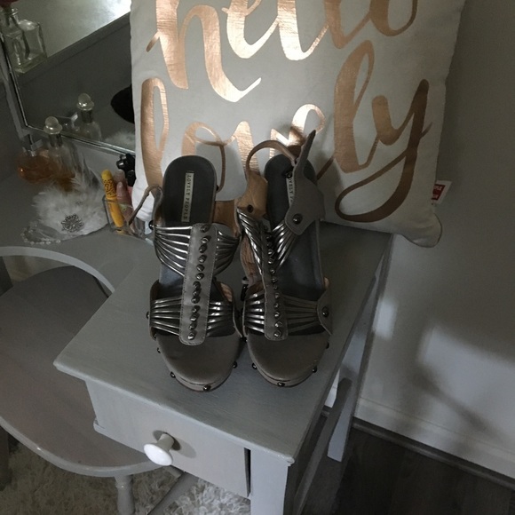 Lovely people studded heels gorgeous buy - Picture 2 of 6