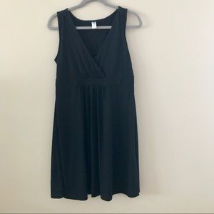 Old Navy Black Maternity/Nursing Dress