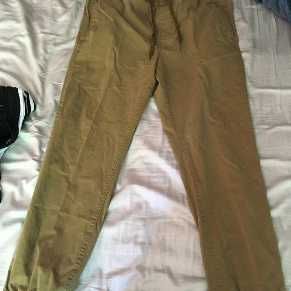 Joggers size L
