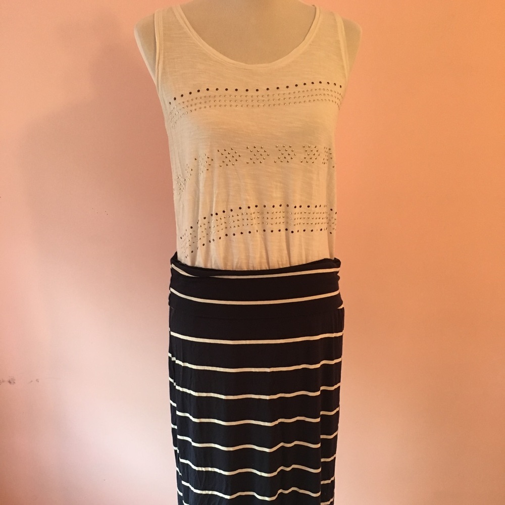 Tank top and/or maxi skirt