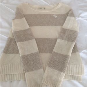 Abercrombie & Fitch sweater