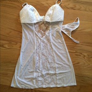NWT White lace lingerie