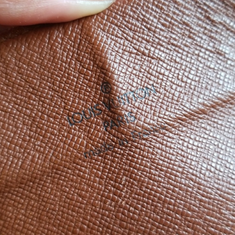 Louis Vuitton Wallet EUC Auth. - Picture 3 of 8
