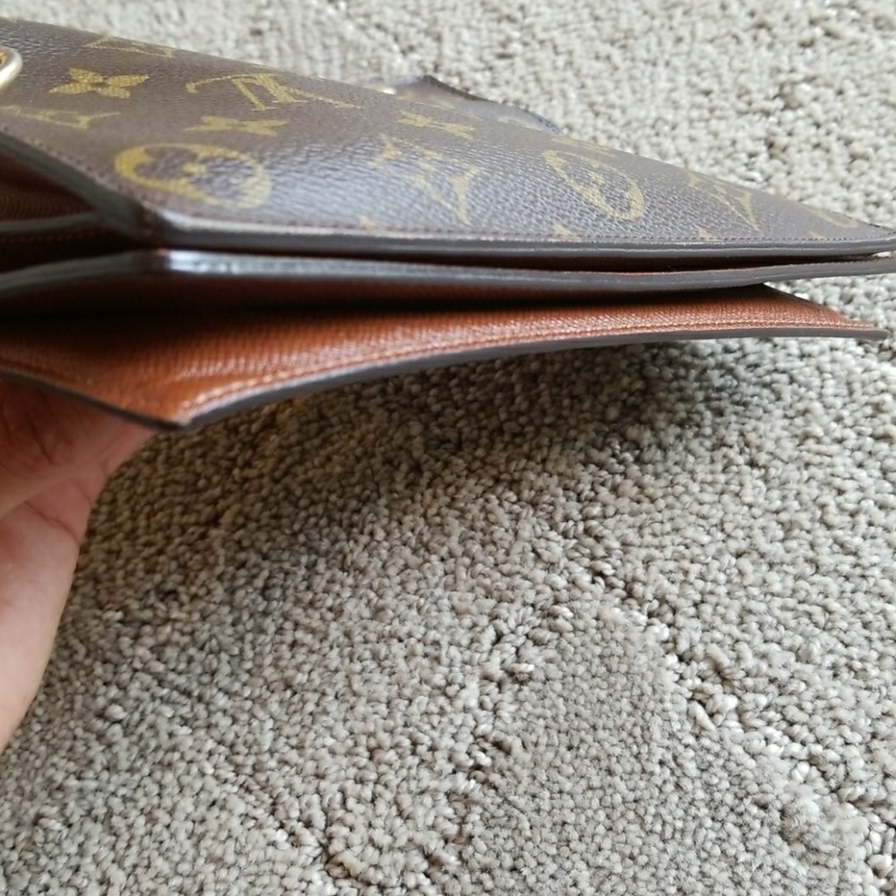 Louis Vuitton Wallet EUC Auth. - Picture 5 of 8