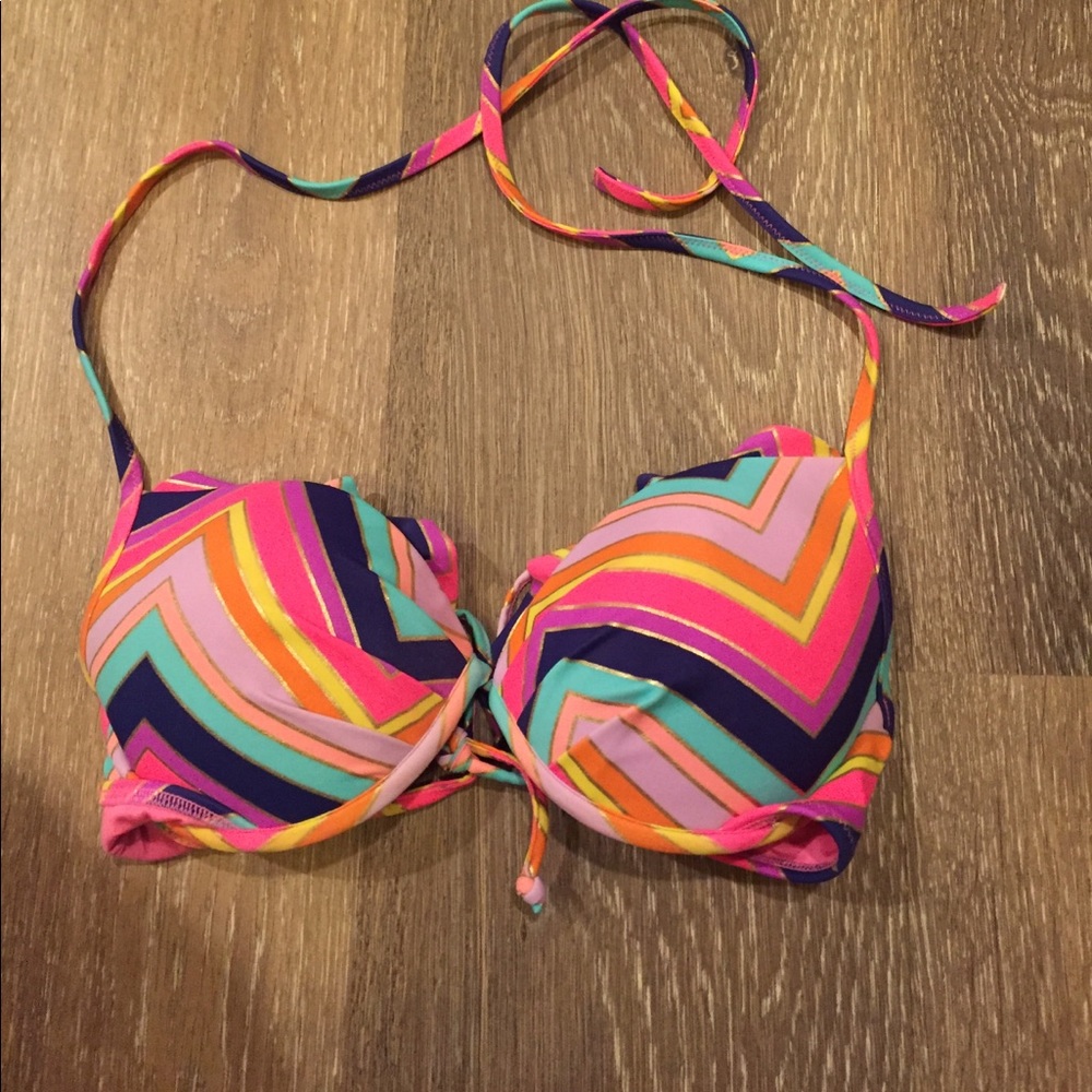 Victoria's Secret bathing suit top 34b