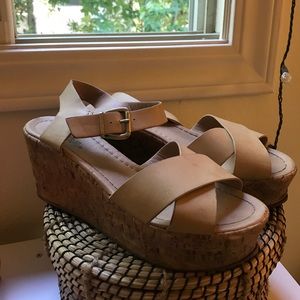 Platform sandals