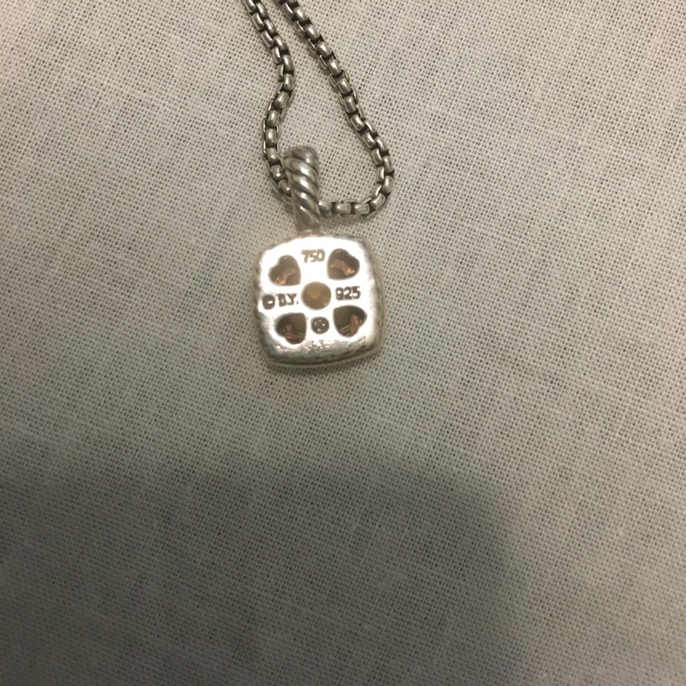 Petite pendant David Yurman Necklace - Picture 2 of 3