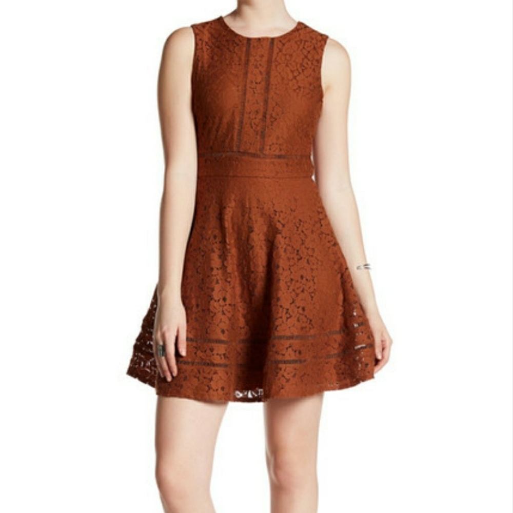 SOLD×Soprano Lace Eyelet Dress