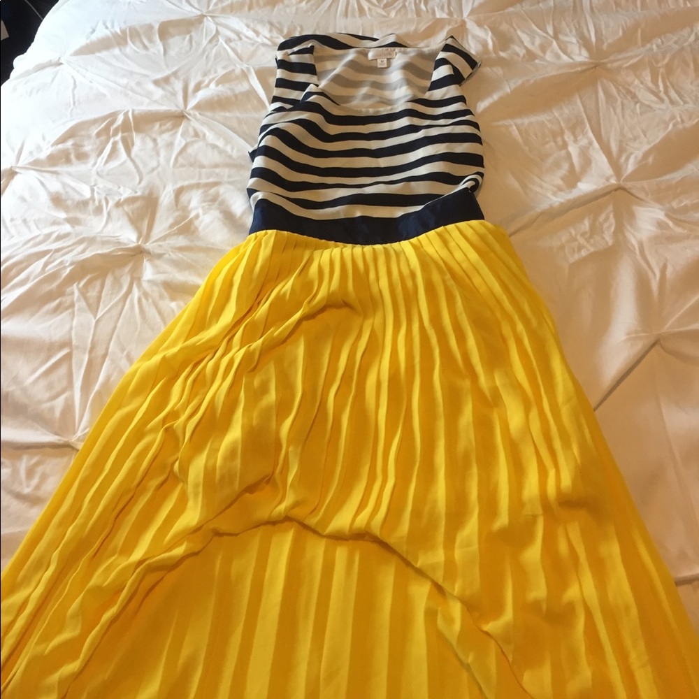 Long maxi style dress