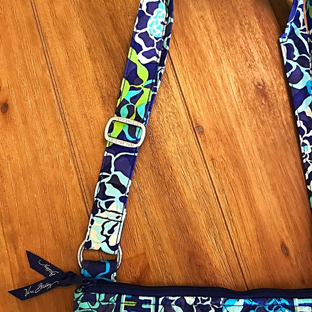 NWOT Vera Bradley Crossbody - Picture 4 of 5