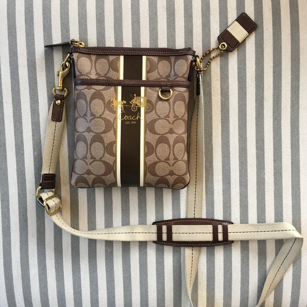 Classic Coach Crossbody Bag