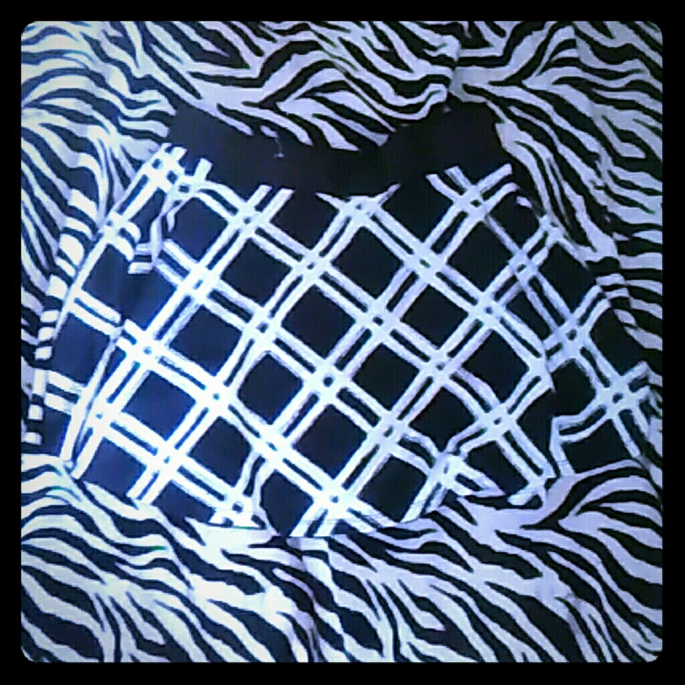 Black and White plaid skirt elastic at the top
