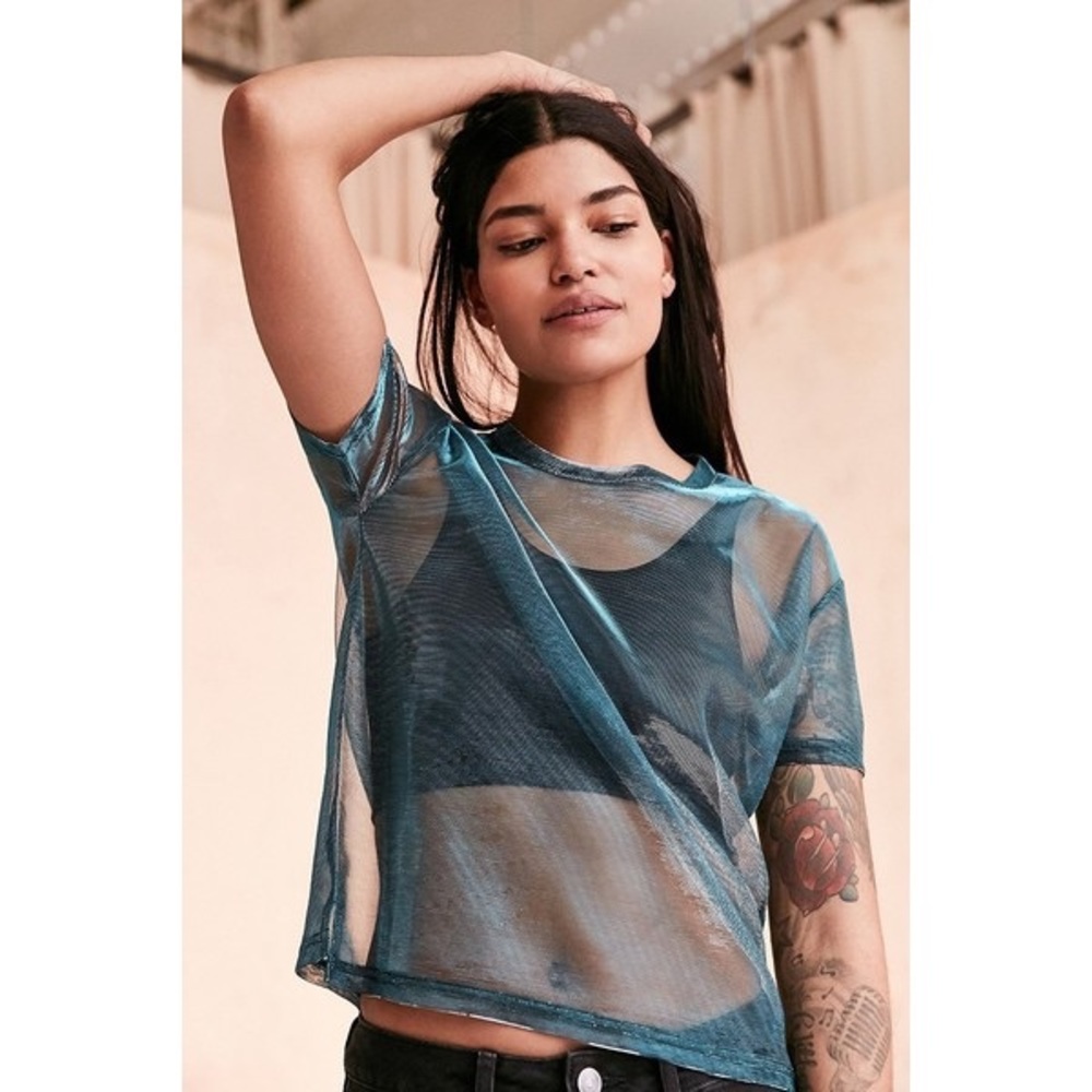 Silence and noise mesh green tee