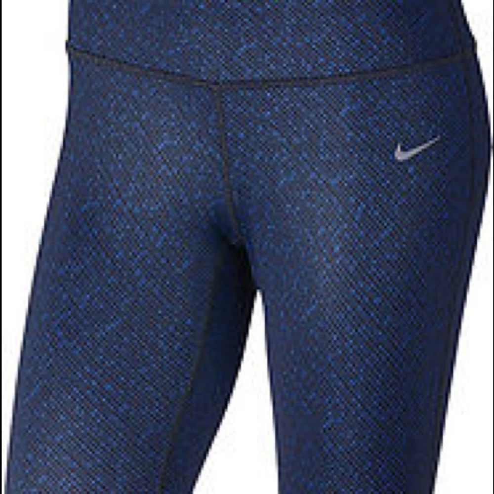 Nike Women Drifit Meteor Print