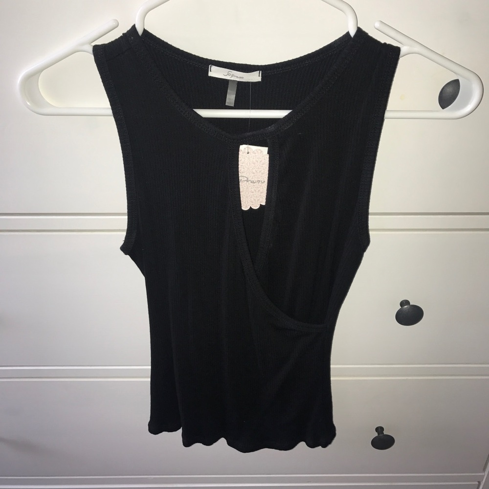 NWT Black tank top