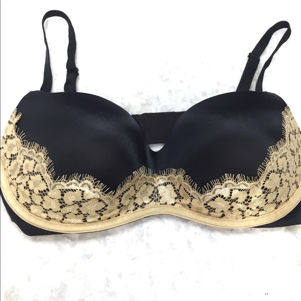 VICTORIA,S SECRET 34D Black Gold Lace Details