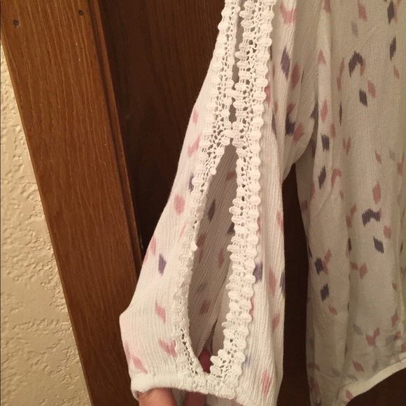 3/4 length sleeve - Picture 2 of 4