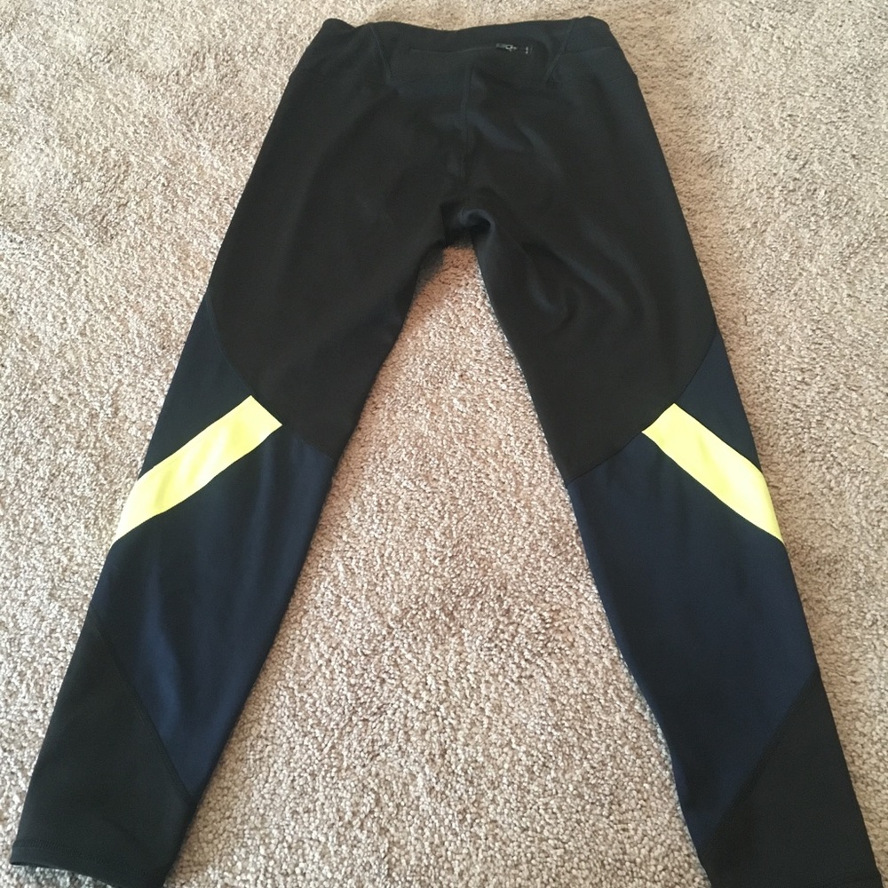 Athleta sonar tight