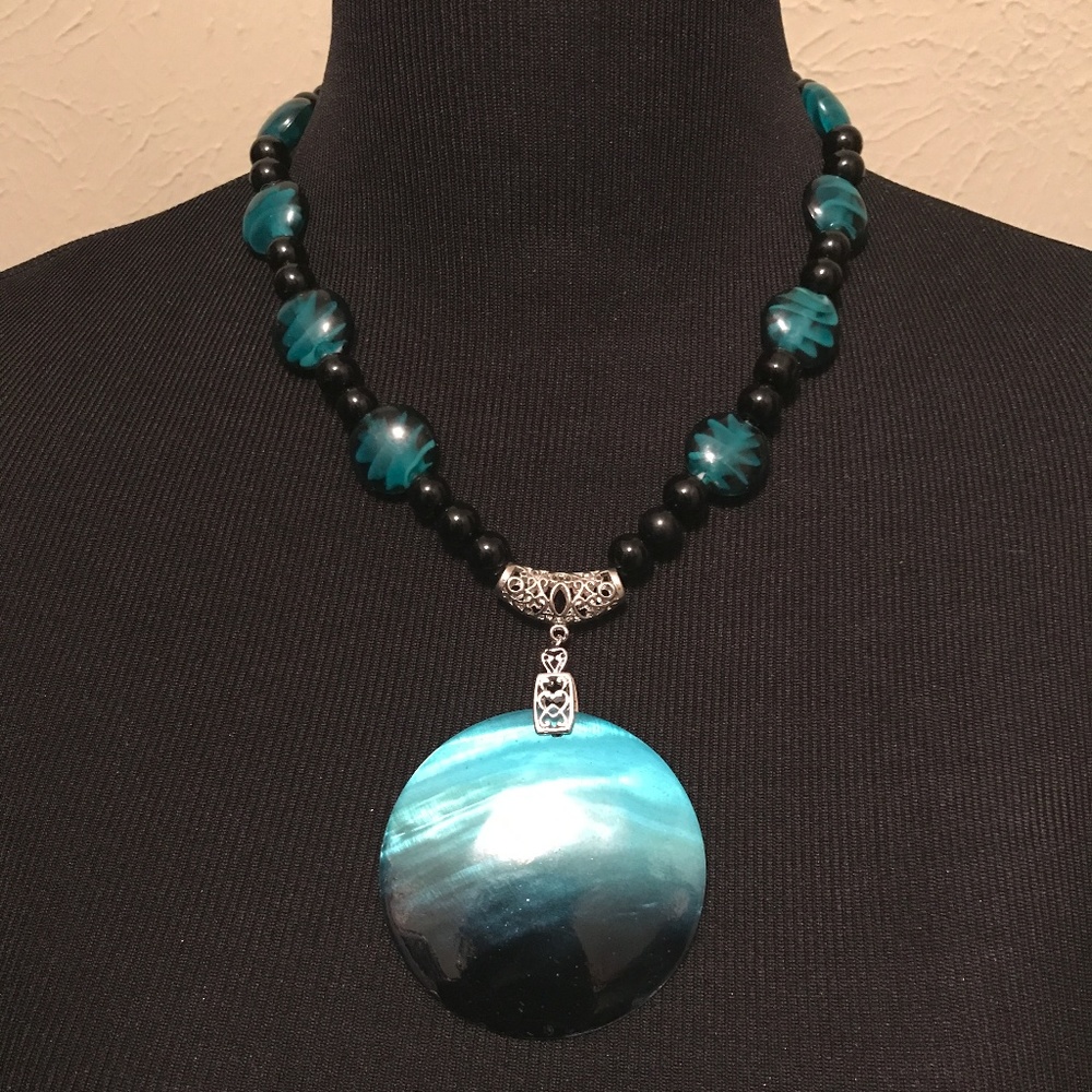 STATEMENT NECKLACE - Reduced!!