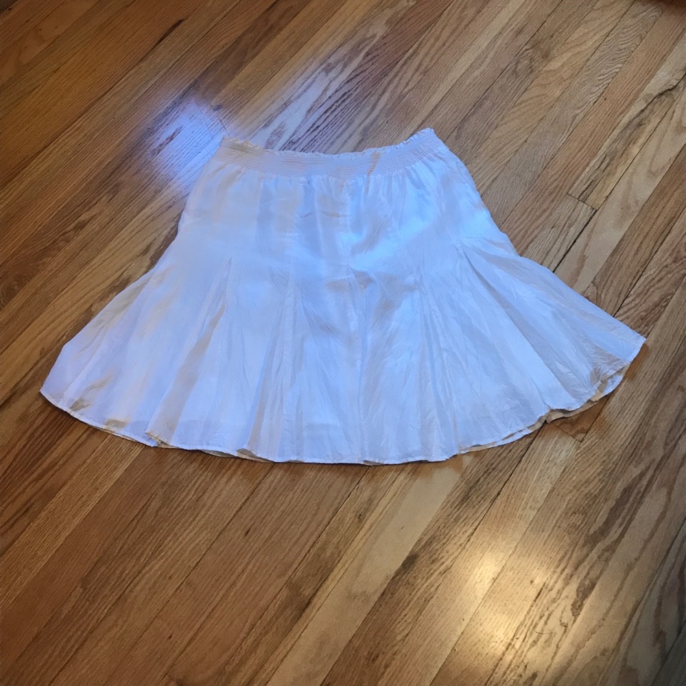Banana Republic silk white skirt