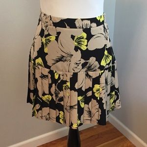 Banana Republic drop waist skirt with pleats.
