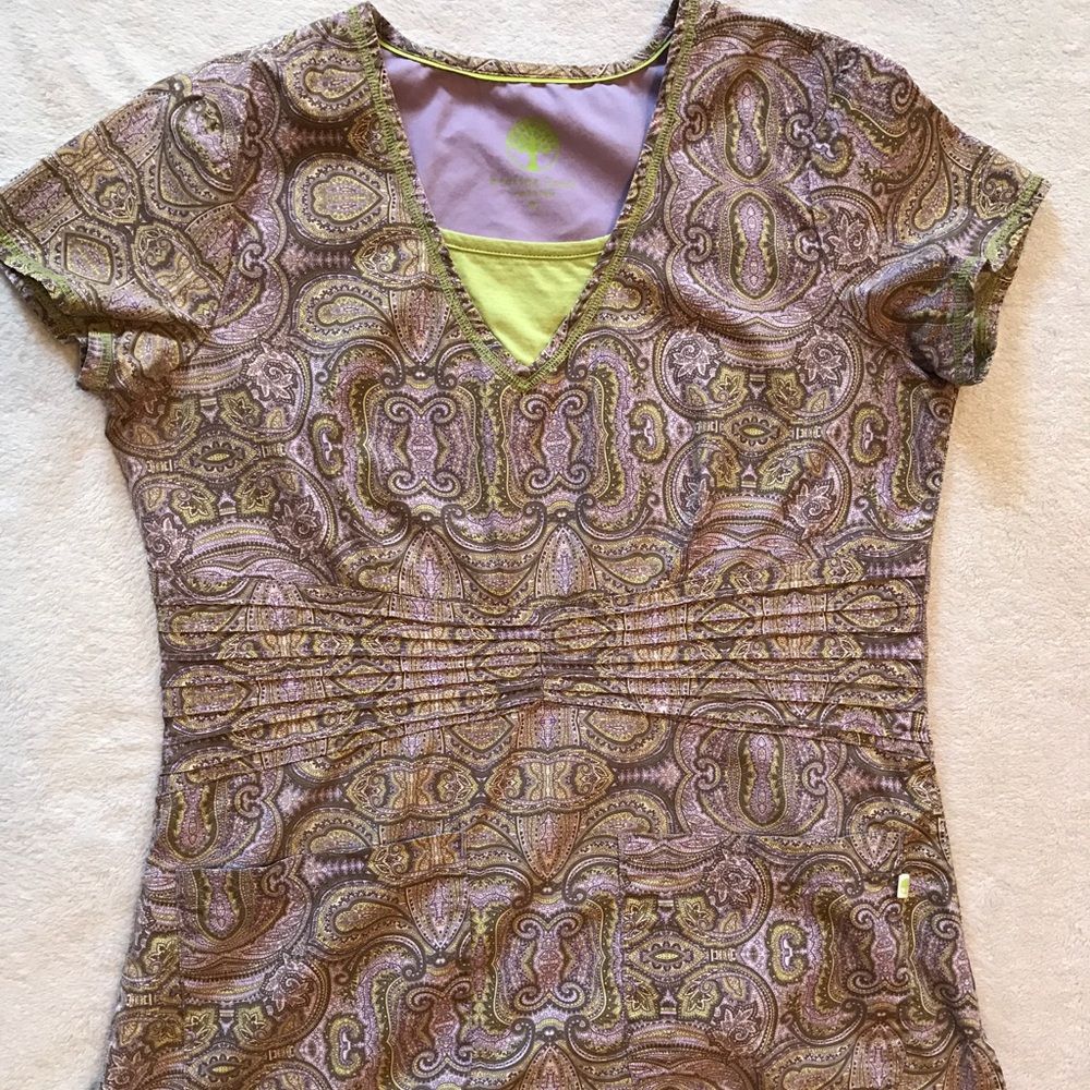 Healing Hands lavender scrub top. Gently used.