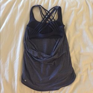Size 6 Lululemon top