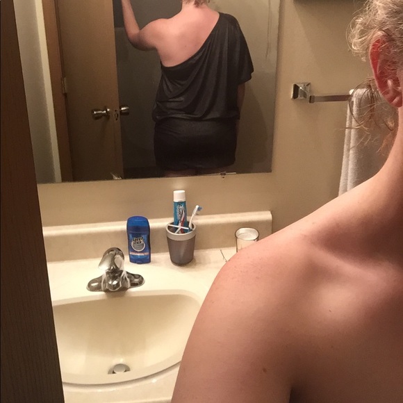 Cocktail dress Never Worn - Picture 2 of 2