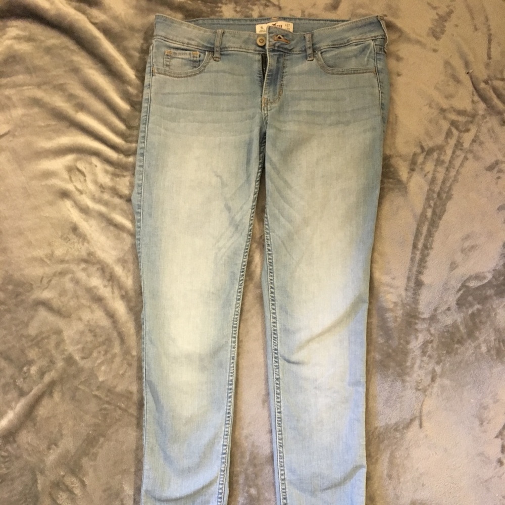 Hollister jeans