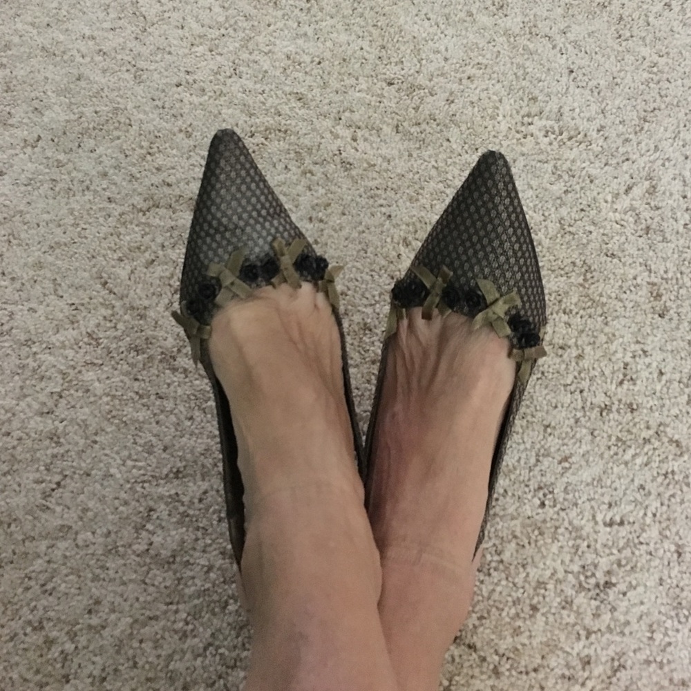 Shoes - Picture 2 of 3