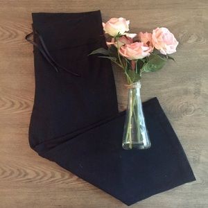 Lululemon Black Crops Size 10