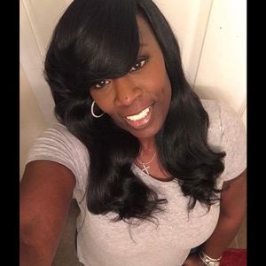 Meet your Posher, Nicole