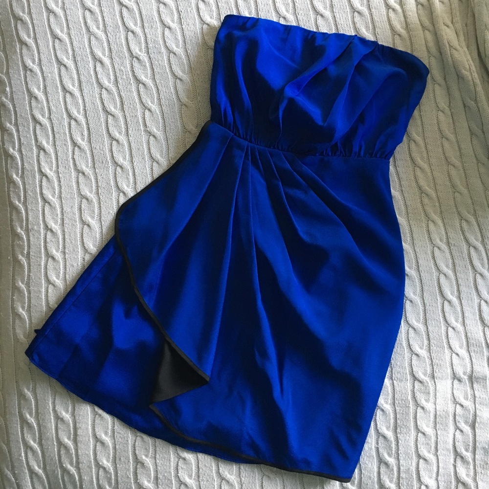 Beautiful Dressy Blue Strapless Dress