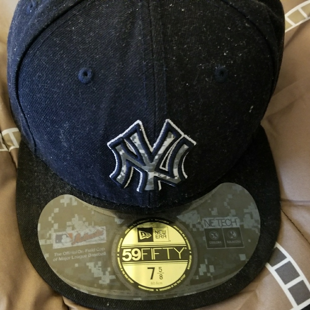 New Yankees fitted hat 7 5/8