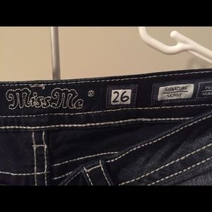 Miss me jeans. Skinny. Never worn.