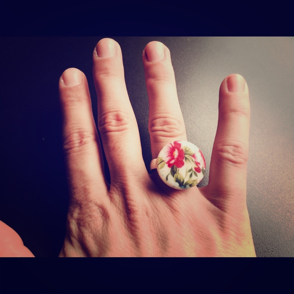 4 for $13 FLORAL ADJUSTABLE FASHION RING