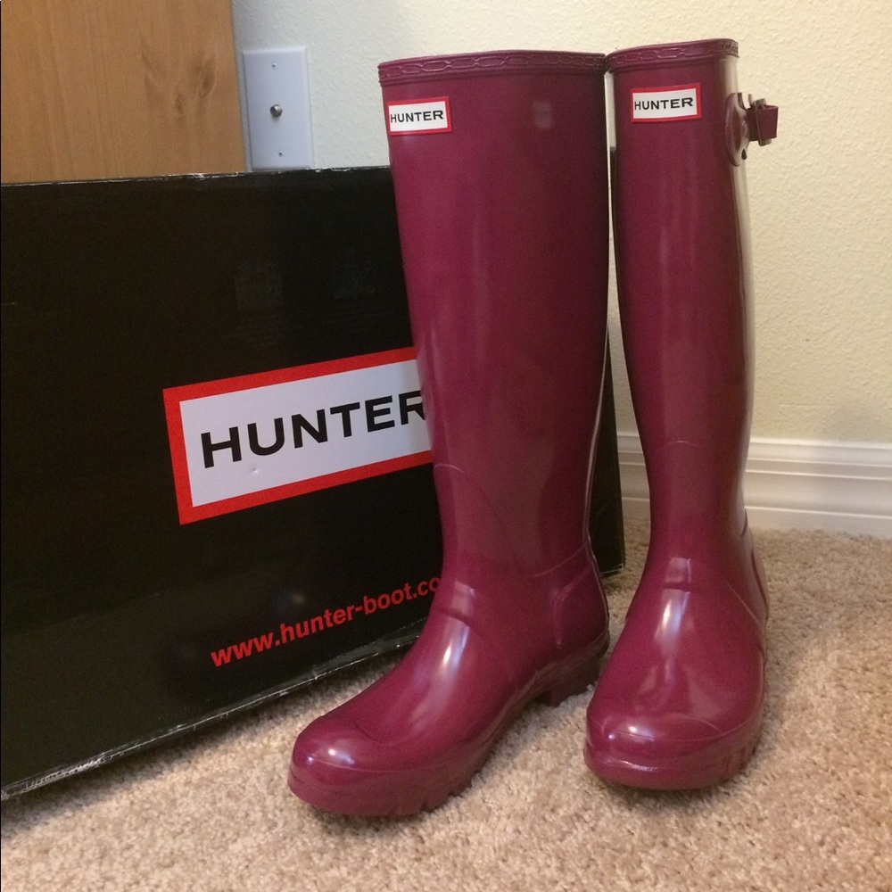 Hunter rain boots original violet gloss tall