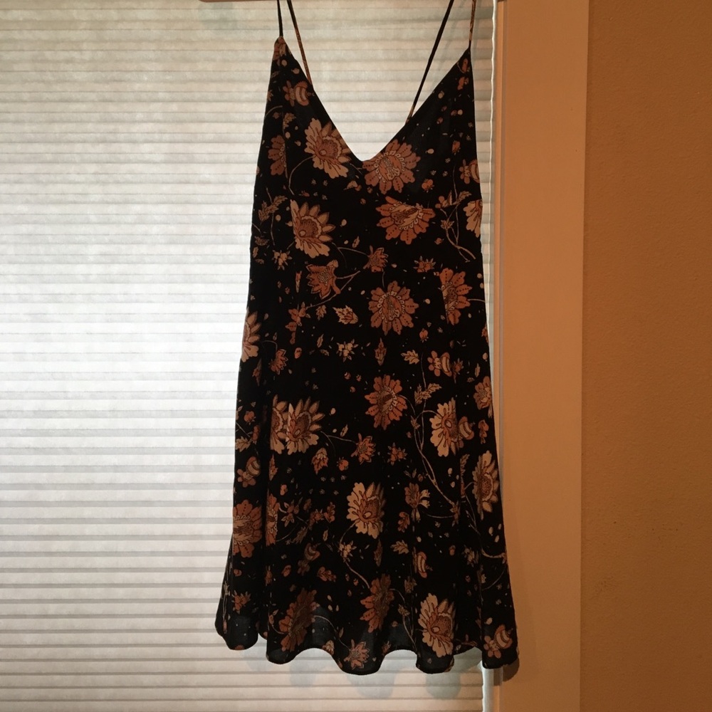 American Eagle Dress. Size 2. Never worn!!