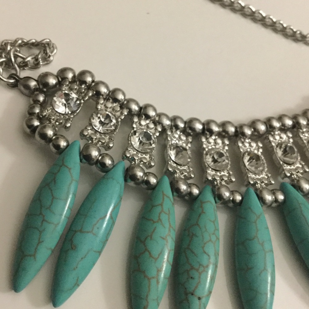 Jess Necklace - Picture 4 of 4