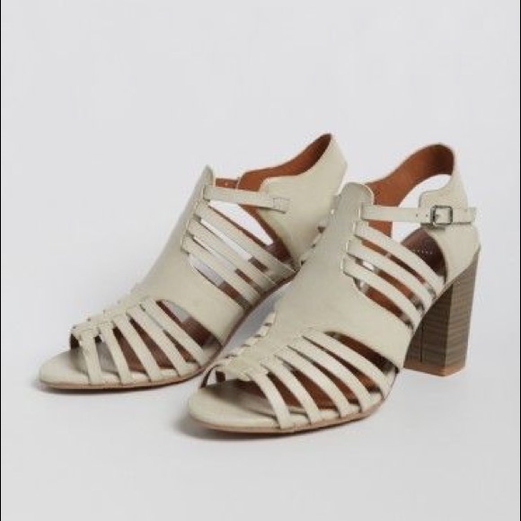 Boho Off White Fisherman Caged Block Heel Sandal - Picture 4 of 6