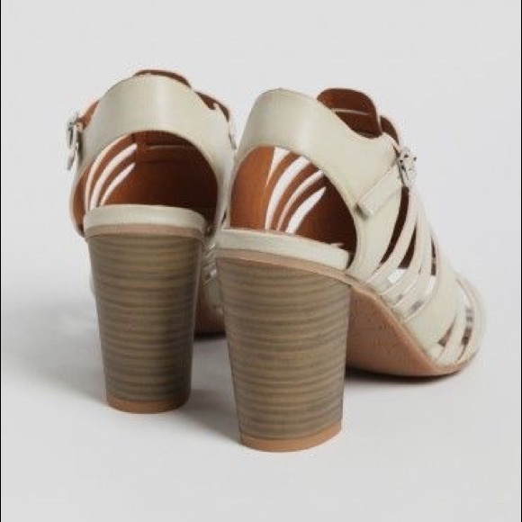 Boho Off White Fisherman Caged Block Heel Sandal - Picture 5 of 6