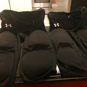 Under Armour Youth Medium Football Pants 🏈