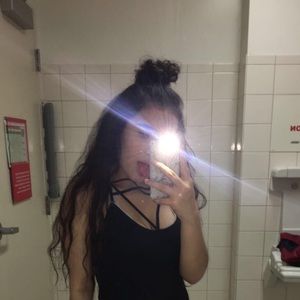 Meet your Posher, Crystal