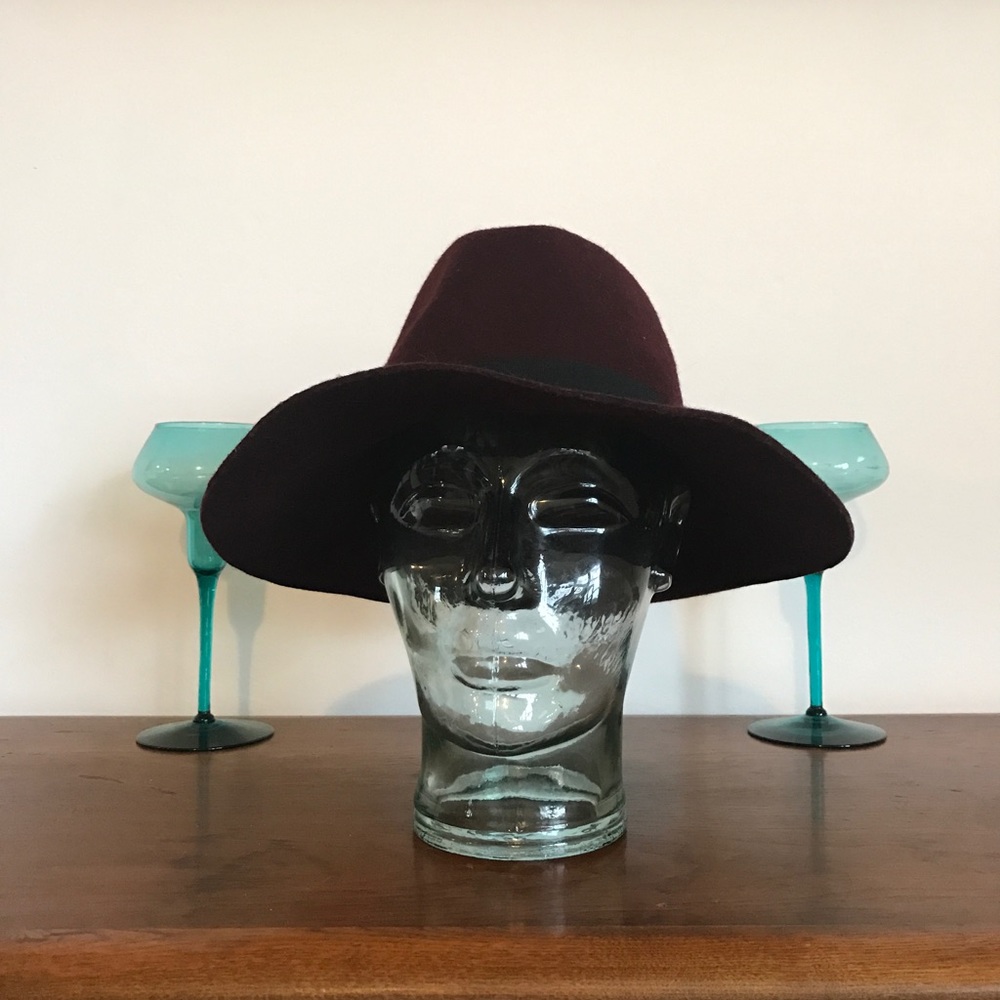 Nordstrom D&Y Burgundy Wool Hat